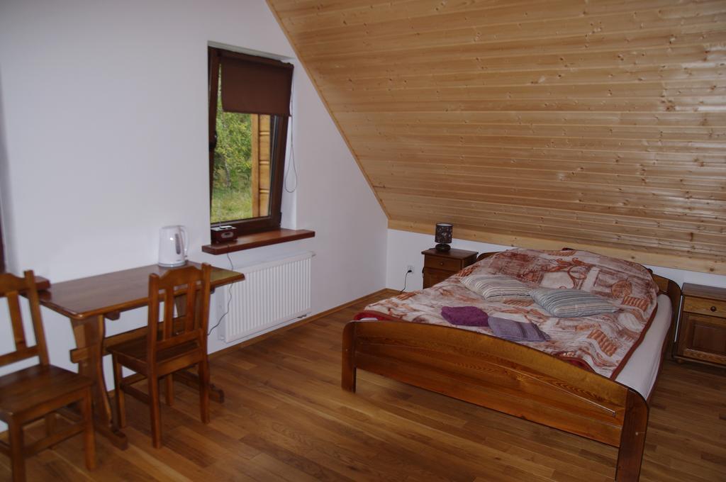 Magiczne Bieszczady - Smerek 86 Hotel Cisna Exterior photo
